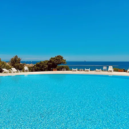 Three Bedroom Sea View In Cala Granu Shared Pool 200m From The 切尔沃港