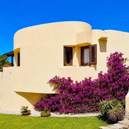 Three Bedroom Sea View In Cala Granu Shared Pool 200m From The * 切尔沃港