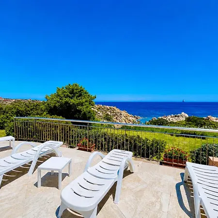 度假居 Three Bedroom Sea View In Cala Granu Shared Pool 200m From The 切尔沃港