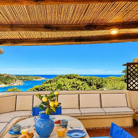 Three Bedroom Sea View In Cala Granu Shared Pool 200m From The 度假居 切尔沃港
